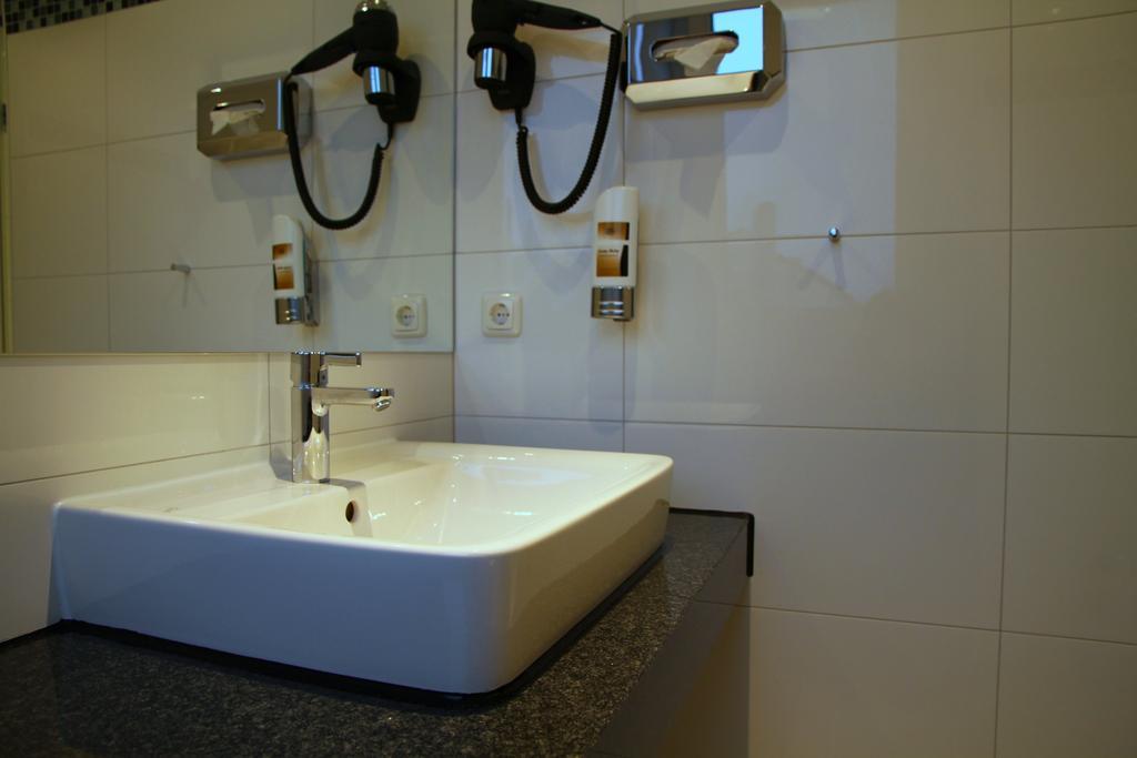 Warsteinerhof By Centro Comfort Cologne Luaran gambar